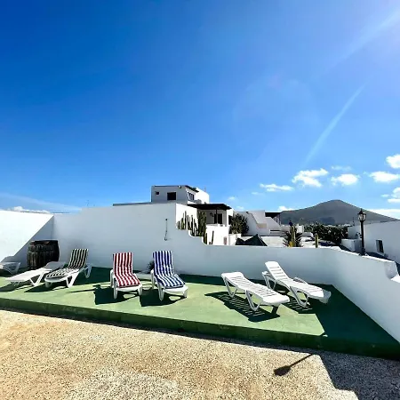 Casa rural en Finca con Wifi y estupenda vista a Volcán Casa vacanze Costa Teguise