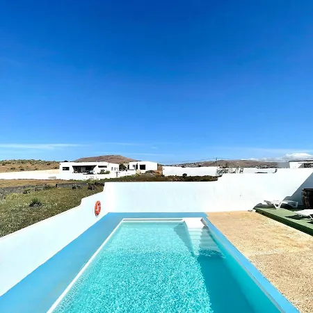 Holiday home Casa Rural En Finca Con Wifi Y Estupenda Vista A Volcan *